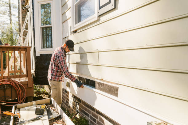 Trusted Siding Repair service in New Middletown, OH - Creative Siding